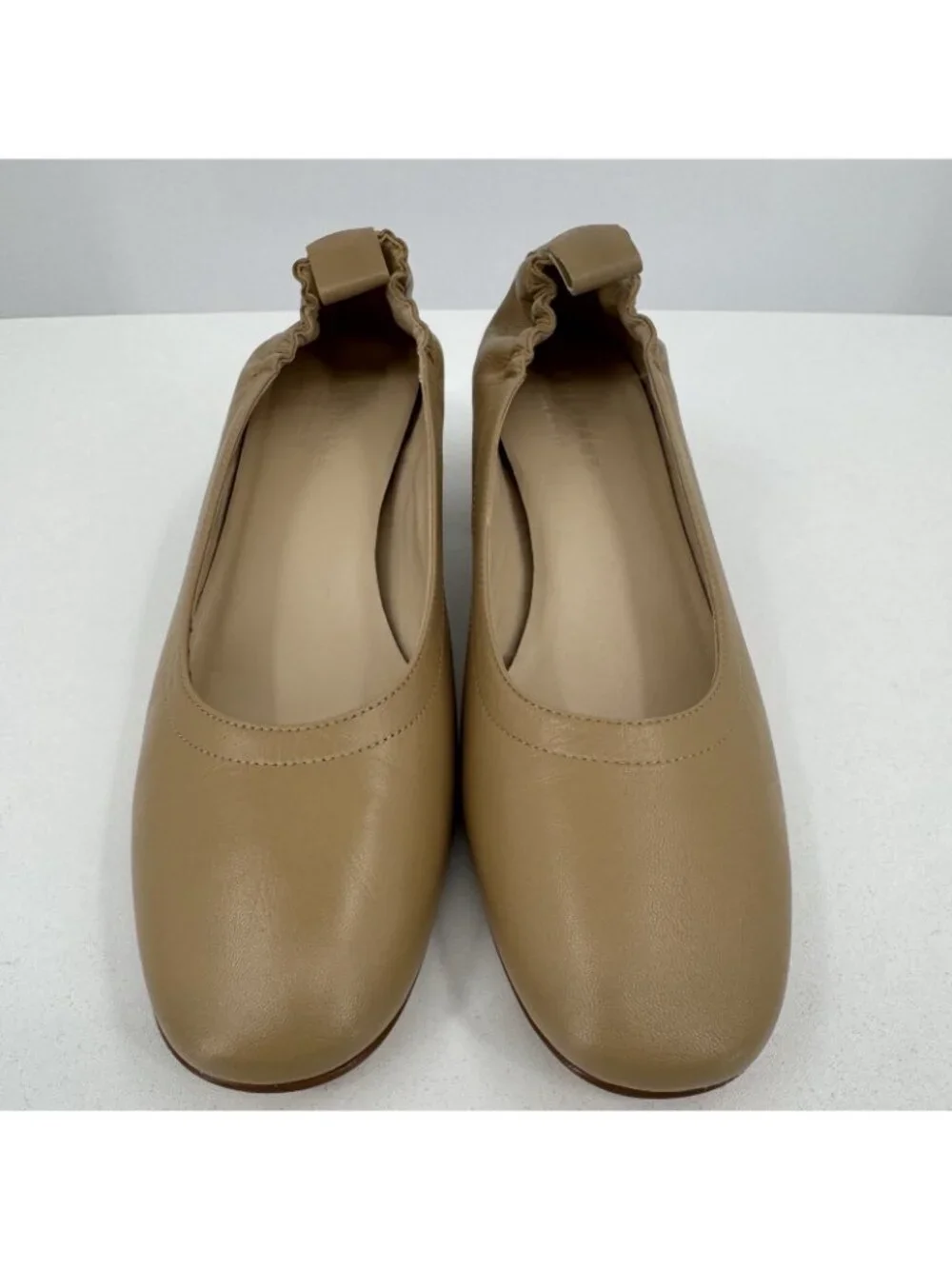 Everlane Italian Leather Day Heel Light Taupe 6.5 Women's Elastic Back Comfort